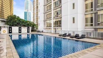 Piscina a l'aire lliure