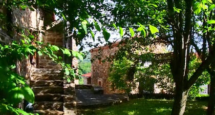 House "Les sauvages" - Nature and charm on the banks of the Allier 8 to 10 people