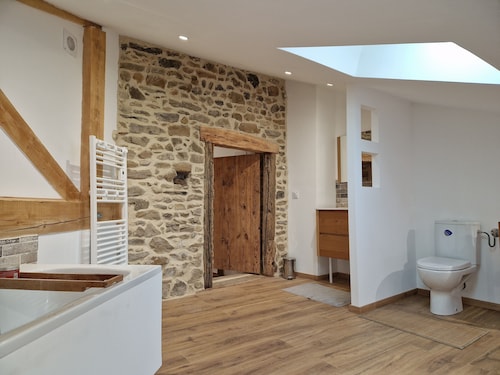 House "Les sauvages" - Nature and charm on the banks of the Allier 8 to 10 people