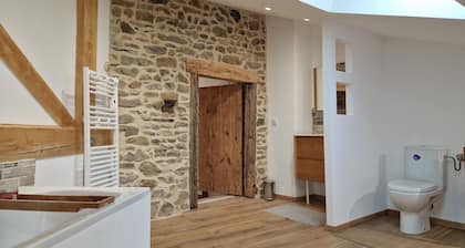 House "Les sauvages" - Nature and charm on the banks of the Allier 8 to 10 people