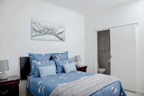 5 bedrooms, WiFi