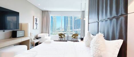 Strykjärn/strykbräda, internet och sängkläder