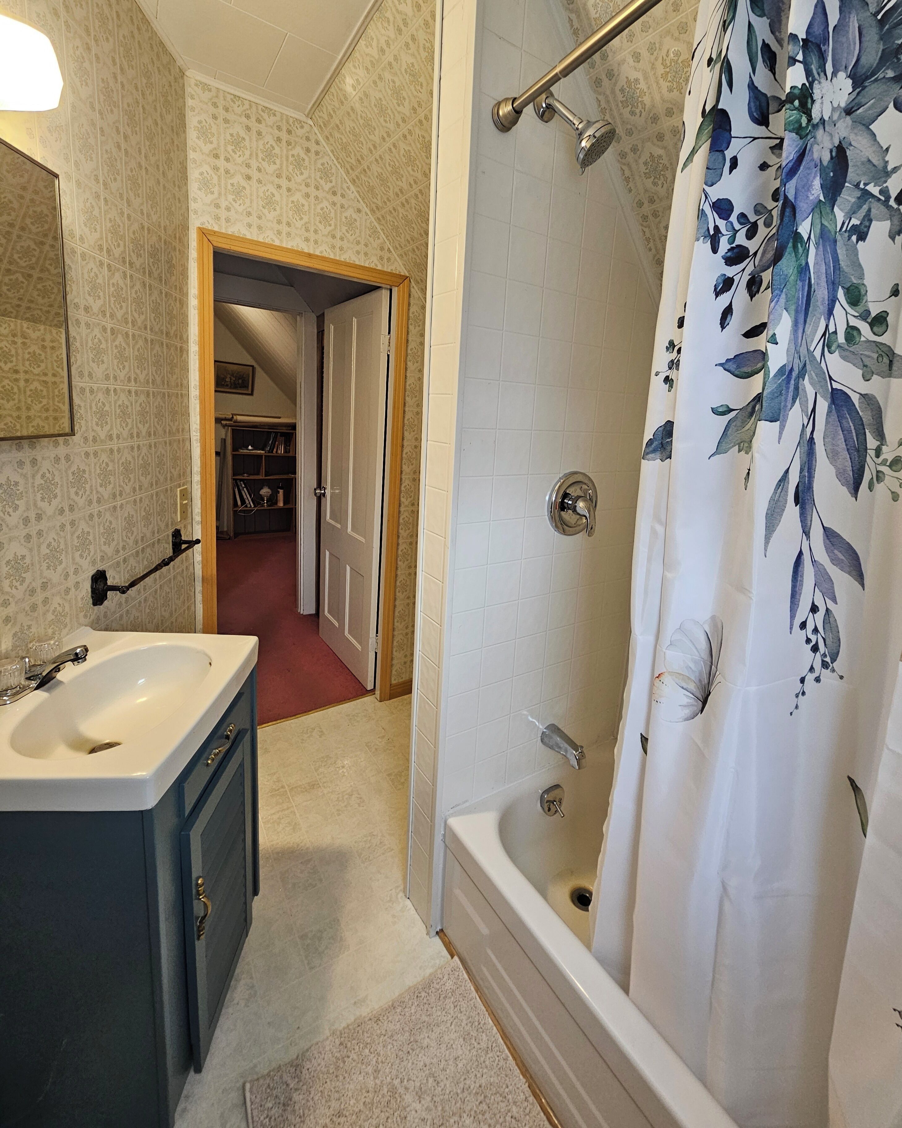 Towels, toilet paper