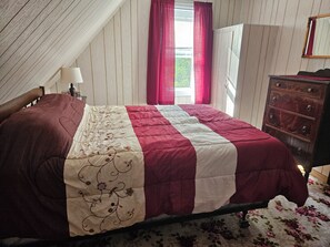 3 soverom, strykejern/-brett, wi-fi (inkludert) og sengetøy