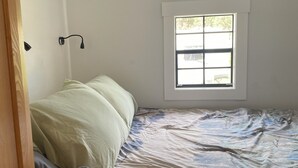 Unclassified image, 3 of 8, button - Little cabin,little vineyard (Summerland)