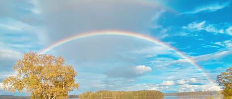Playa privada, bote de remos o canoa y pesca