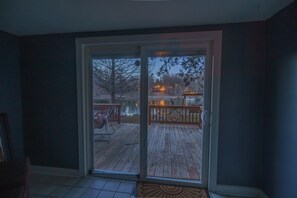 Interior - Cozy Indianapolis Riverside Home on White River (Indianapolis)