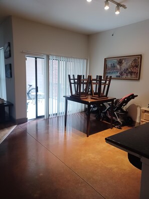 Interior - Sabine street Lofts Forget your worries in this spacious peaceful atmosphere (Houston)