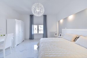 2 室のベッドルーム、アイロン / アイロン台、WiFi、ベッドシーツ