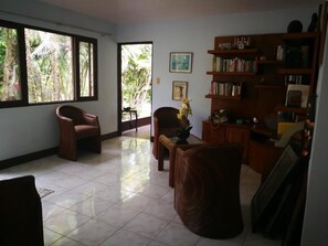 Interior - Lucy House 2 (Parrita)