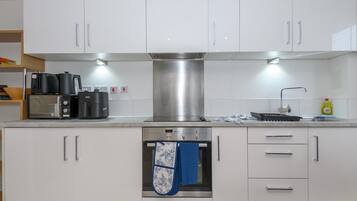 Fridge, microwave, oven, toaster