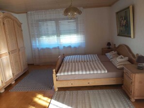 2 bedrooms, iron/ironing board, travel crib, WiFi - Vacations on the farm (Aspach)