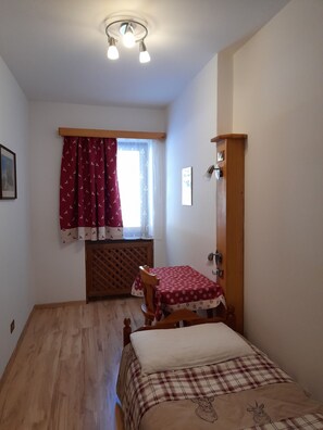 3 Schlafzimmer, Bügeleisen/Bügelbrett, Reisekinderbett, kostenloses WLAN