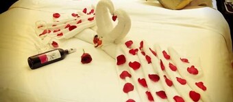 Huaxia Jingdu Business Hotel