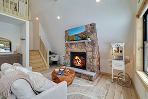 TV connectée, cheminée