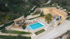 Exterior - Beautiful family villa with sea view, swimming pool and jacuzzi (Tourrettes-sur-Loup)