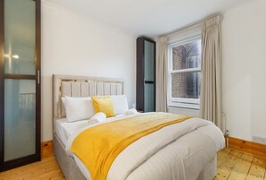 3 quartos, ferros/tábuas de passar roupa, Wi-Fi de cortesia