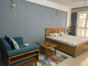 1 室のベッドルーム、WiFi、ベッドシーツ