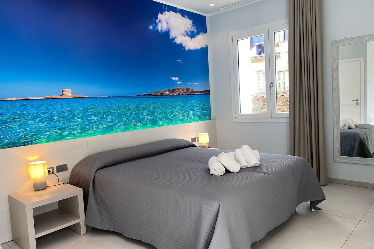 Double Room, Balcony | Free cribs/infant beds, free WiFi, bed sheets