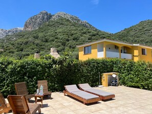 Property grounds - Casa Sole&Luna - Independent with exclusive use pool and unlimited internet (Siniscola)