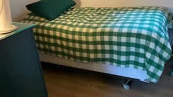 2 Schlafzimmer, Bügeleisen/Bügelbrett, kostenloses WLAN, Bettwäsche