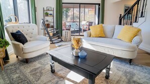 Living area - Black Bear's Riverside Chalet (Helen)