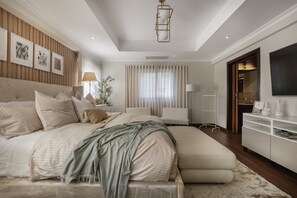 3 bedrooms, iron/ironing board, travel cot, WiFi - Luxury family apartment 3 bedroom in Santo Domingo (Santo Domingo)