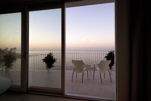 [Calammare Apartment N°6 Blu] - Seaview - Molfetta - Private Beach & Gym