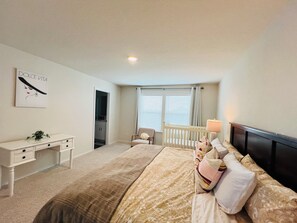 3 soverom, strykejern/-brett, wi-fi og sengetøy