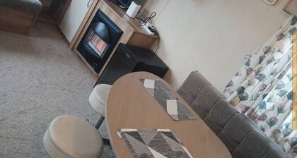 Abi Caravan Sleeps 8 Lyons Winkups Holiday Park