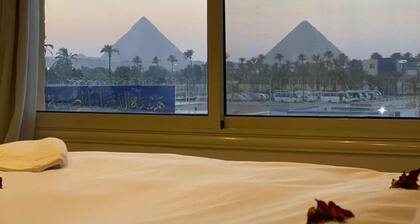 Galleria Pyramids View Hotel