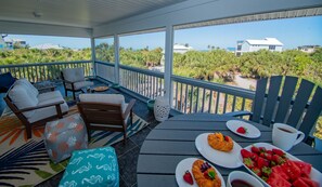 Outdoor dining - Sunny By You Beach House: North Captiva, Private Pool, Steps to Beach, Golf Cart (Captiva)