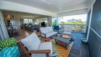 Smart TV, ping pong, books