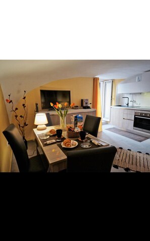 تناول الطعام