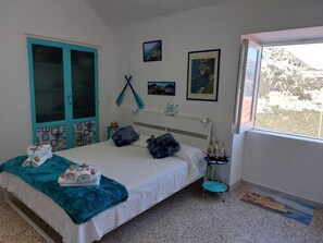 1 chambre, fer et planche Ă repasser, Wi-Fi, literie fournie