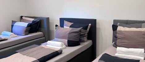 4 camere, ferro/asse da stiro, Wi-Fi, lenzuola