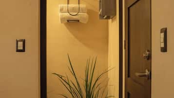 Standard-Suite, eigenes Bad | Badezimmer