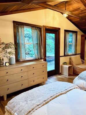 2 chambres, bureau, fer et planche à repasser, Wi-Fi gratuit