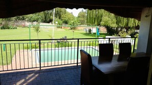 Traditional Room | Terrace/patio - Simbasun Country Cottages (Midrand)