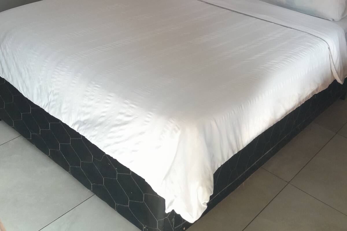 Standaard huisje, uitzicht op tuin | Luxe beddengoed, gratis wifi, beddengoed