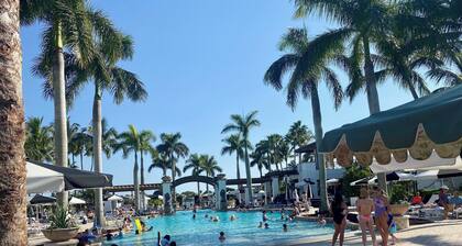 “Charming 2-bedroom villa surrounded by stunning golf courses in PGA National.