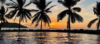 Lush Beachfront Oasis Near Ixtapa / Zihuatanejo