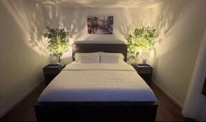 4 slaapkamers, een bureau, een strijkplank/strijkijzer, gratis wifi