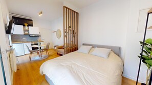 Appartamento, balcone, vista città | Wi-Fi gratuito