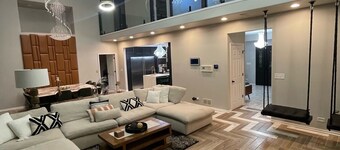Beach Park Estate: Chef's Kitchen, Nature, Fitness Room, Naval Base, Beach, Lake