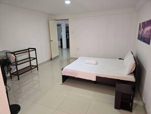 1 bedroom, iron/ironing board, Internet, bed sheets