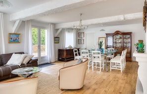 Interior - Gorgeous home in Luneray with WiFi (Luneray)