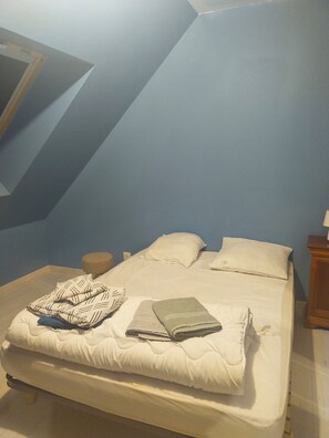 3 多间卧室、熨斗/熨衣板、免费 WiFi、床单