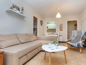 Casa, 2 quartos, terraço | Área de estar