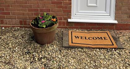 Cosy Annexe Near Park & Town